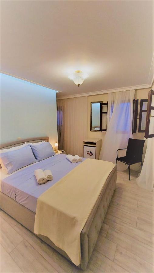 Theasis Athens Bed & Breakfast Luaran gambar