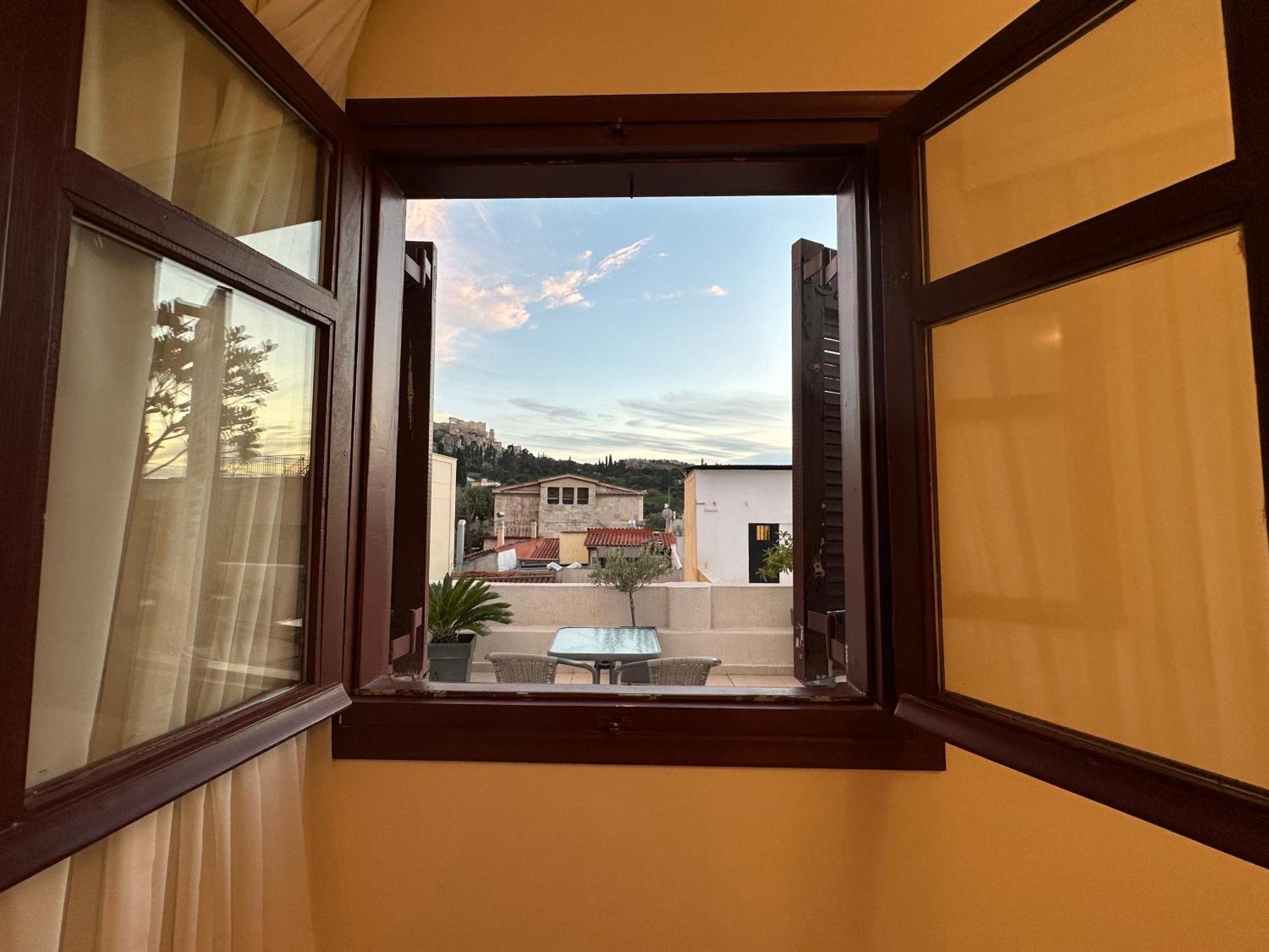 Theasis Athens Bed & Breakfast Luaran gambar